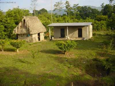 Foto: Guatemala-Vesnický dům