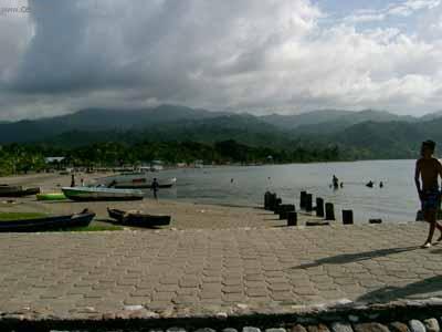 Foto: Honduras-Omoa - pláž