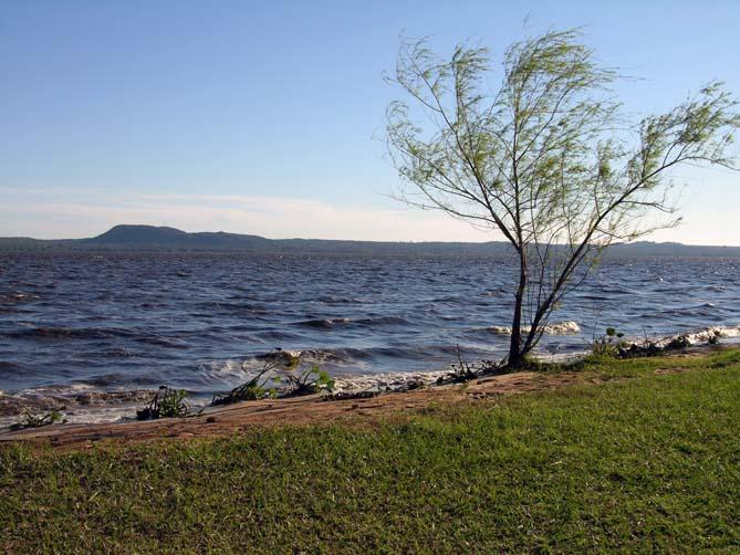 Foto: Paraguay-Lago Ypacarai San Bernardino