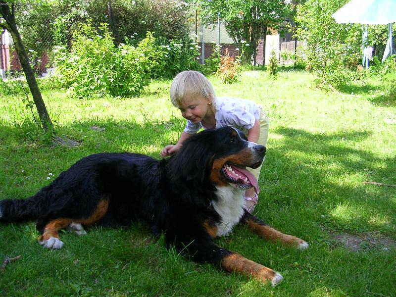 Foto: Maxík a Hanička-ještě pusinku :)