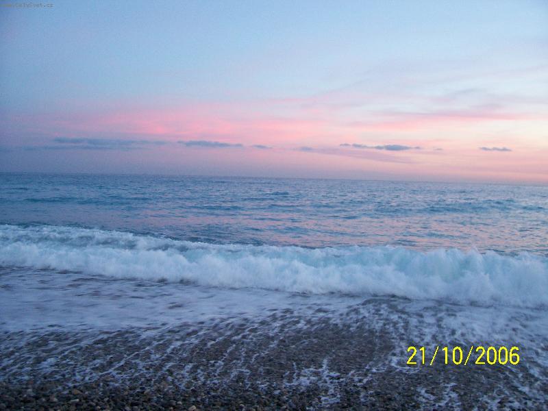 Foto: Nice-Večer na pláži v Nice