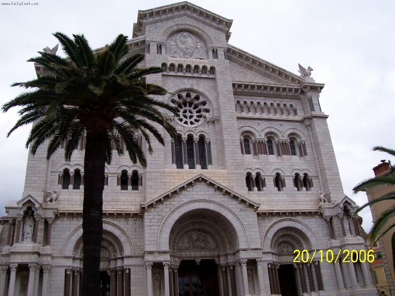 Foto: Monako-Katedrála kde odpočívají monacká knížata.