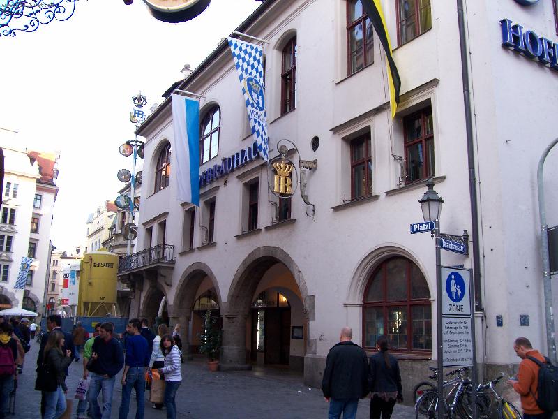 Foto: Mnichov-Hofbräuhaus-nejslavnější hospoda v Mnichově