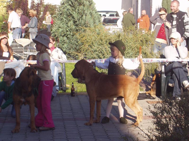Foto: Malá vystavovatelka-Eliška s Esther Roborovski