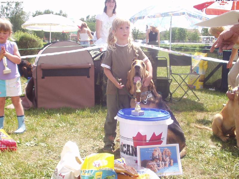 Foto: Poprvé spolu na výstavě-Eliška a Blair Iseb