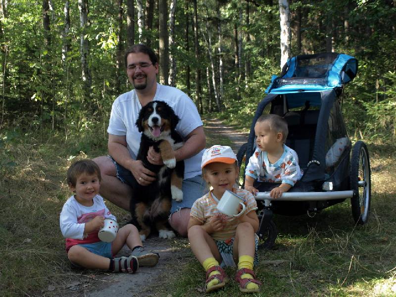 Foto: idilka na ostružinách-tak to je moje rodinka, bez paničky, ta fotí