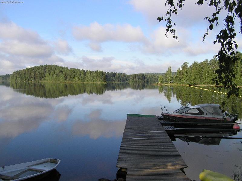 Foto: Pohádka-Jezero v kempu