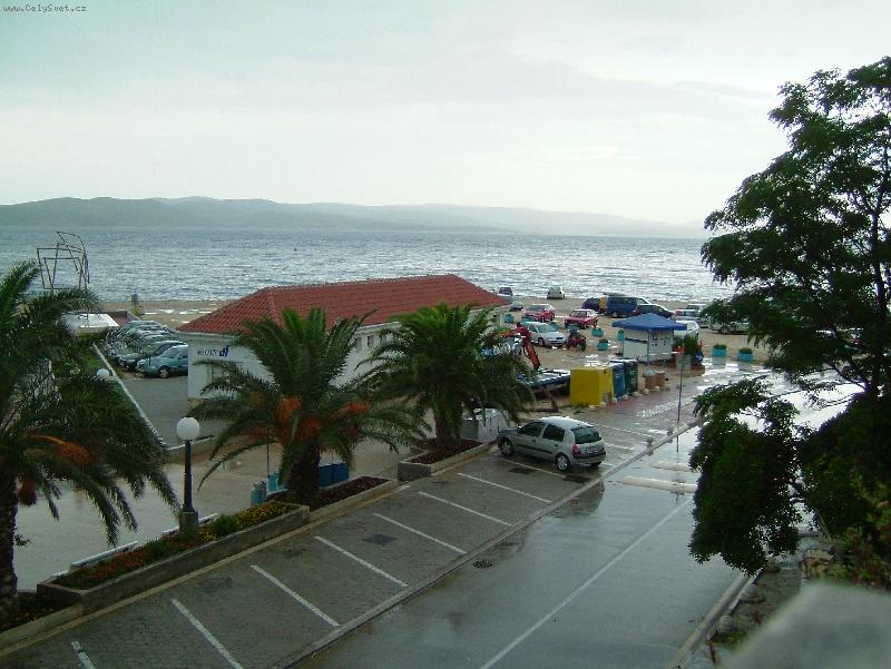 Foto: Baška Voda-před bouřkou