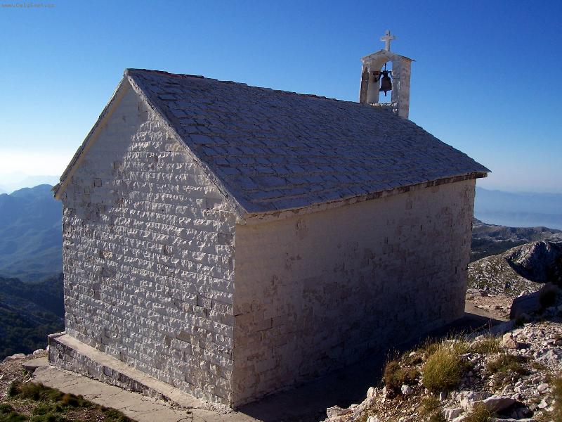 Foto: ráno nad horami