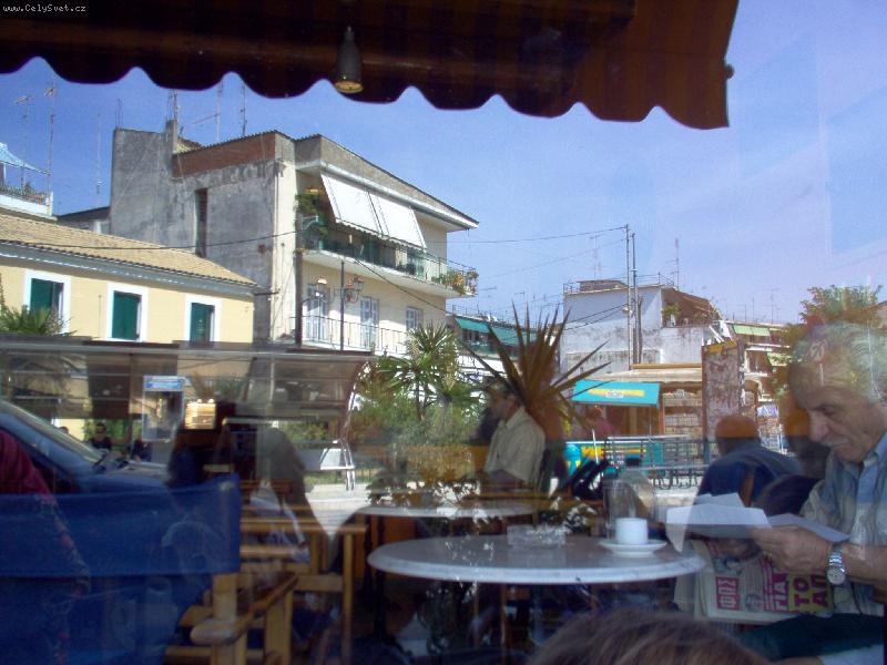 Foto: Život v Kerkyře-Kerkyra je hlavní město ostrova Korfu