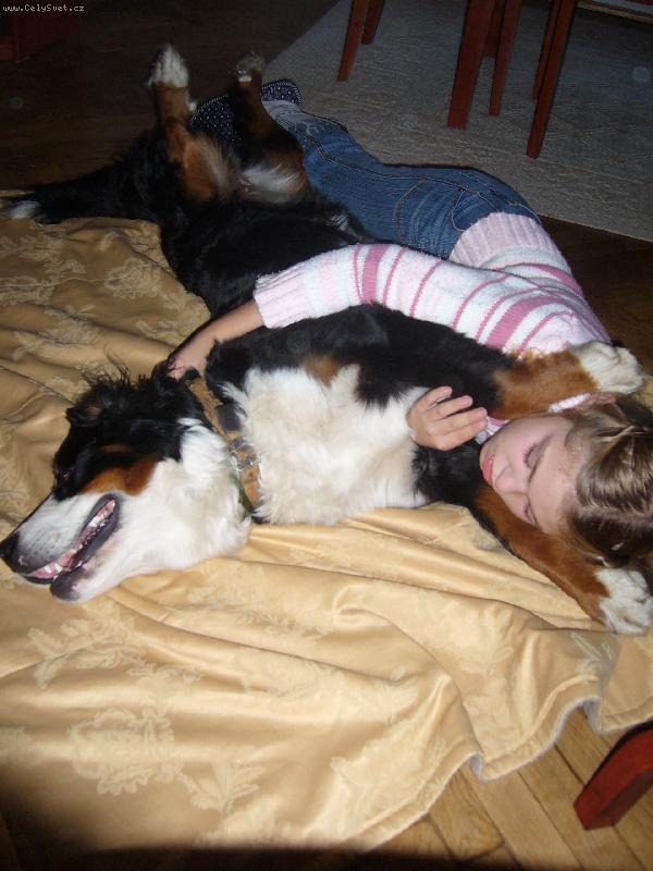 Foto: Spaní ve dvou je stejně nejlepší...