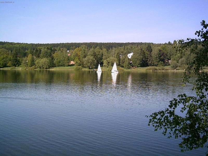 Foto: Seč-Jaro na Sečské přehradě