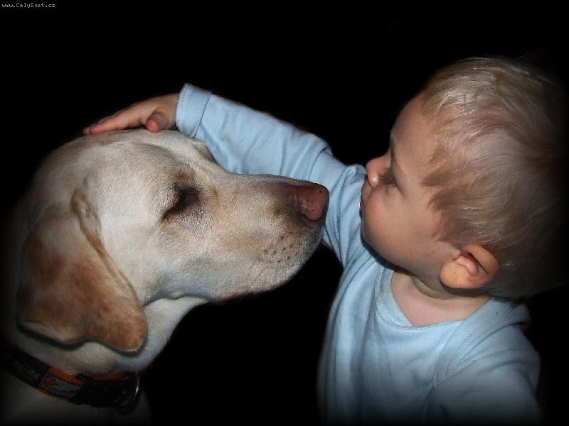 Foto: My se máme rádi ...-Sárinka děti prostě miluje