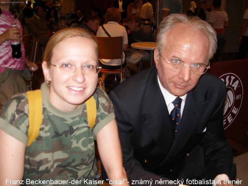 Foto: Londýn-Muzeum voskových figurín-Jako živý, ten vpravo, že ?