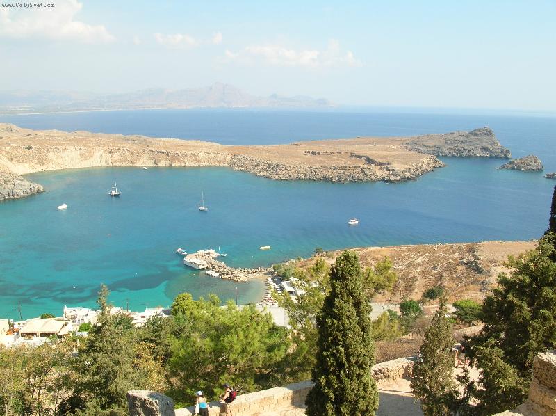 Foto: Rhodos - svatební cesta-pohled z akropole v městě Lindos