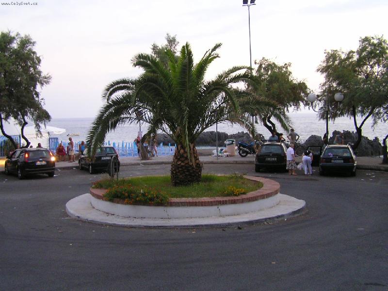 Foto: zátoka-Scalea