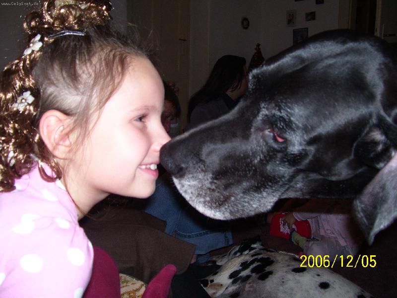 Foto: Polibek na dobrou noc-takhle se loučí nejlepší přítel člověka