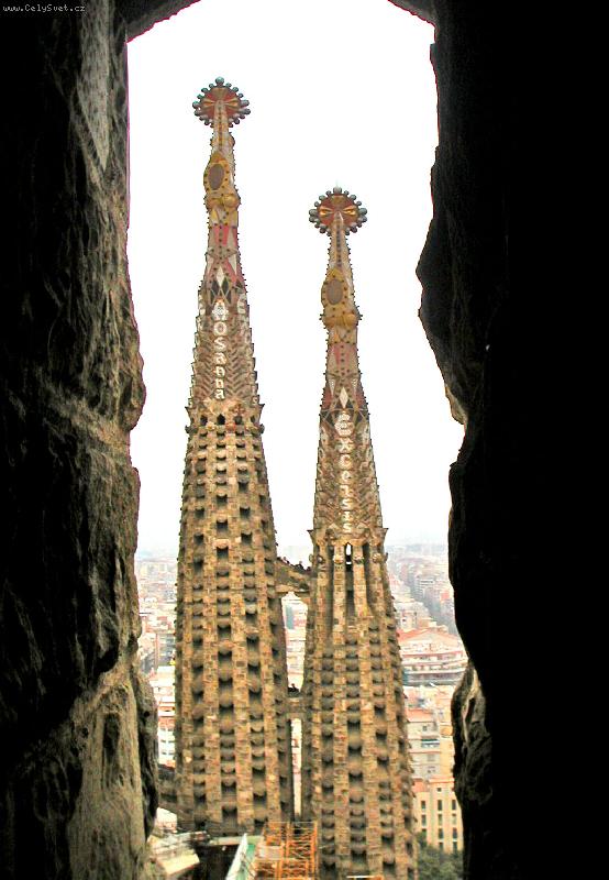 Foto: Sagrada Familia-...stále nedostavěno!