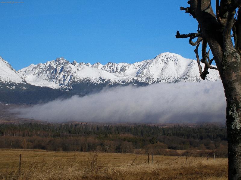 Foto: VYSOKÉ TATRY-Plíživé mraky