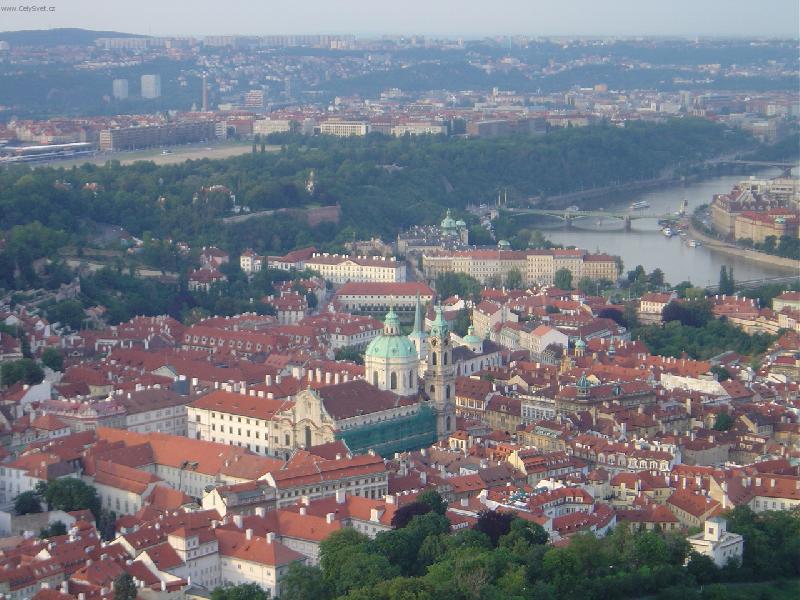 Foto: Praha z výšky-moje milované rodiště :o))