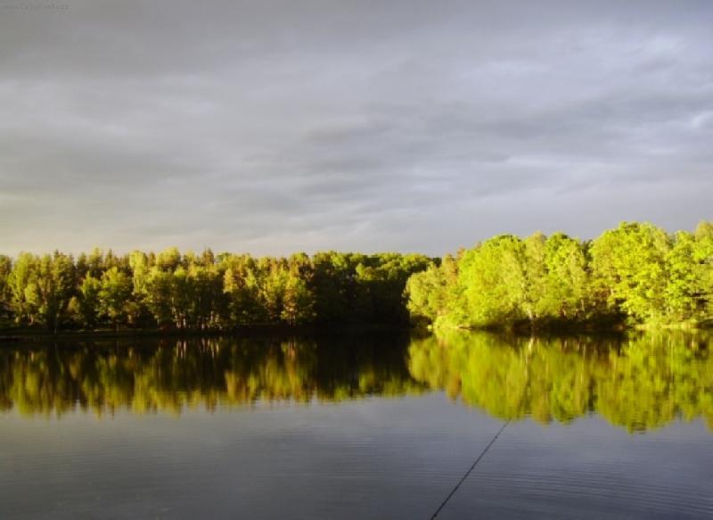 Foto: Rybaření na Mrhalu-klid před bouřkou