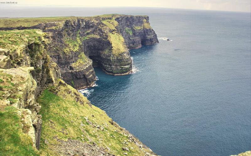 Foto: Kliff of Moher-Sice byl silny vitr a chybelo slunce ale stalo to za to.