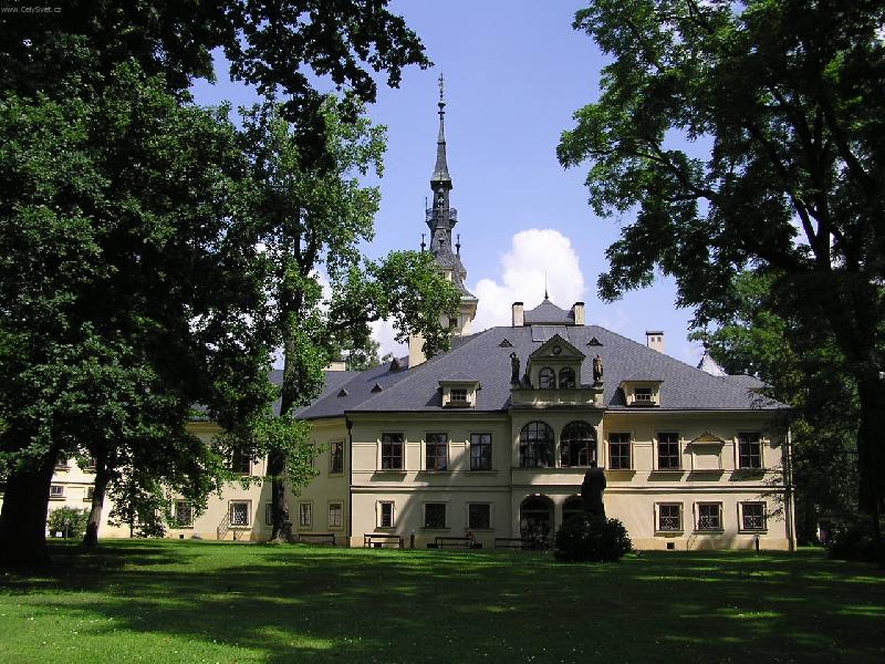 Foto: Hlávkovy Lažany-zámek