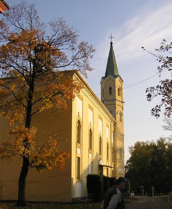 Foto: severní Morava-Kunín - chrám v novém kabátě