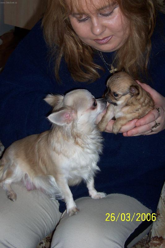 Foto: Zuzanka se svým mimčem-Pusinka od mámy