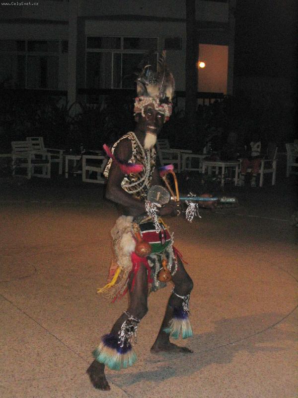 Foto: masajský šaman-Mombasa