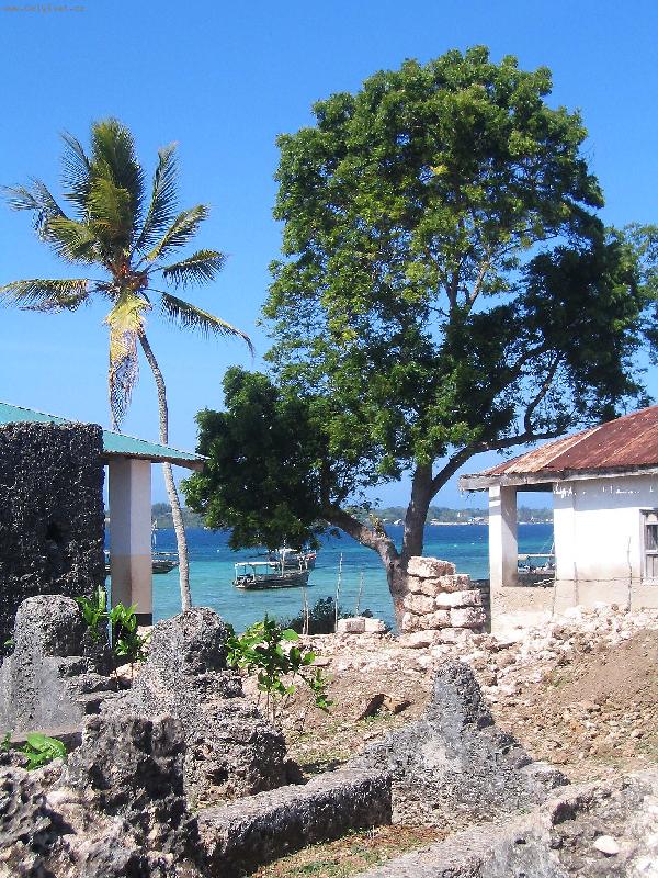 Foto: vesnice na ostrůvku