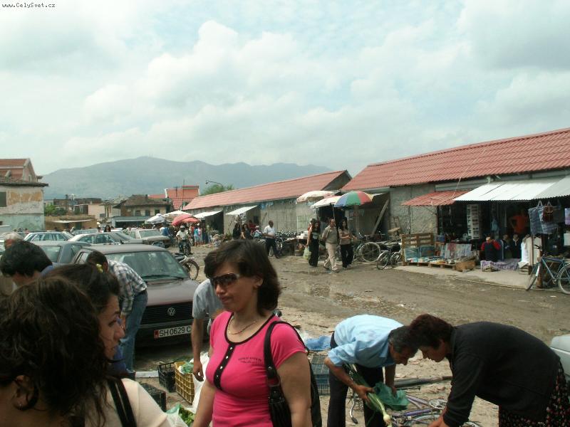 Foto: Cesty po Abanii  Květen 2006-Tržiště1