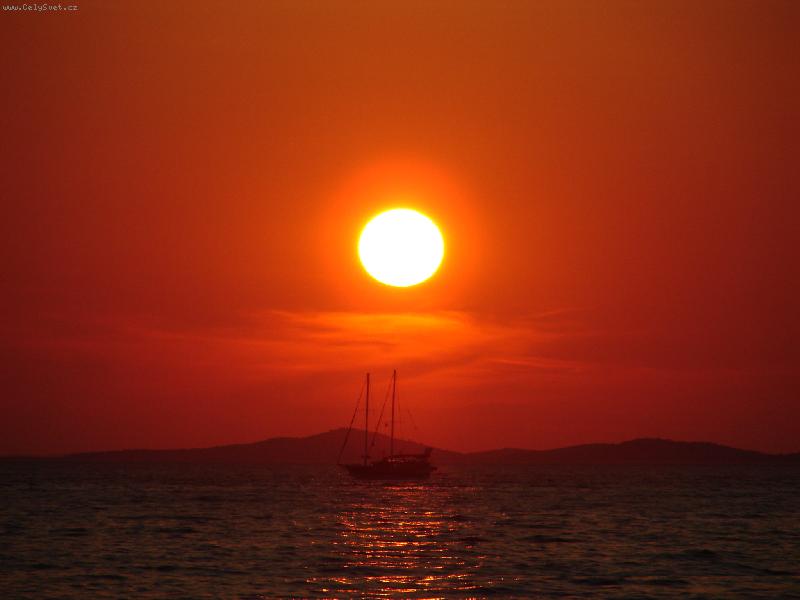 Foto: Západ Slunce-Západ slunce v Primoštenu