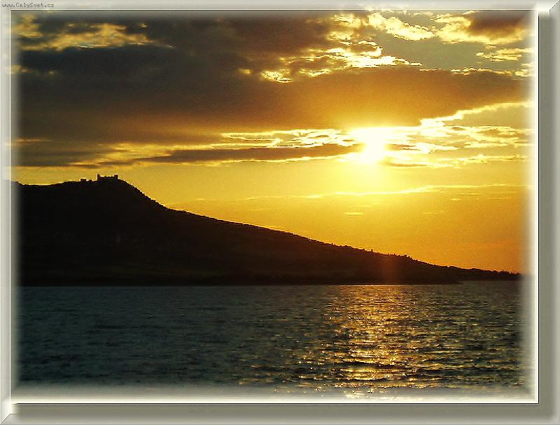 Foto: ...z�pad slunce...