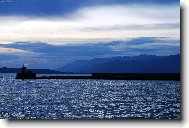 konec horkého dne v přístavu