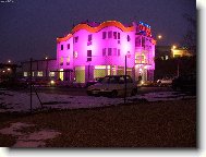 Betonárka v růžovém