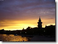 západ slunce nad městem