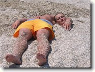 Odpočinek s hlavou pod paží