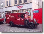 ...to není auto ze současné doby??? Nebo joo???