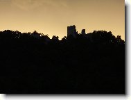 Zřícena v západu slunce