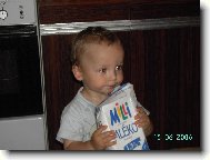 Mléko mi moc chutná