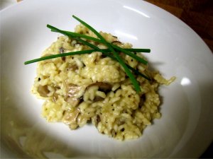 Recept online: Rizoto s houbami a pestem: Rizoto s houbami, bílým vínem, pestem  a parmezánem