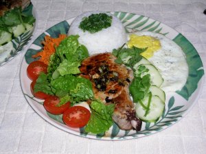 Recept online: Vepřové řízky s hořčicí: Smažené vepřové řízky v dušené zelenině